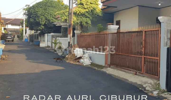 Rumah Nyaman Lokasi Strategis di Radar Auri, Cibubur - SHM