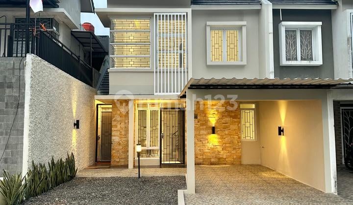 Turun Harga! Rumah Cantik Semi-Furnished Metland Transyogi - SHM