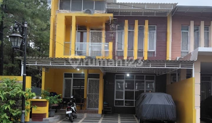 Rumah Mewah Megah 2 Lantai Bukit Cimanggu City