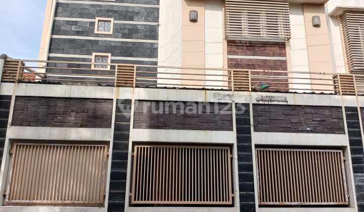 Rumah Besar Murah di Solo Baru Sukoharjo