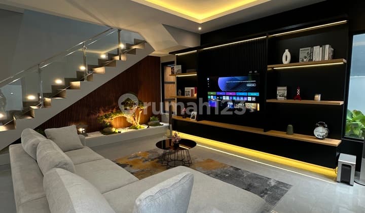 Dijual Rumah Baru Full Furnished Bangunan Mandiri Bsd Rumah di BSD