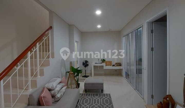 Cheap Sale Neat House Vanya Park Bsd