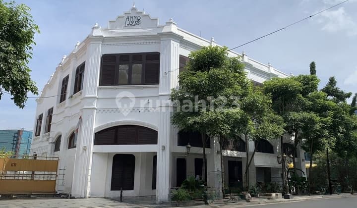 Gedung Tanah Super Strategis Jalan Tunjungan Surabaya