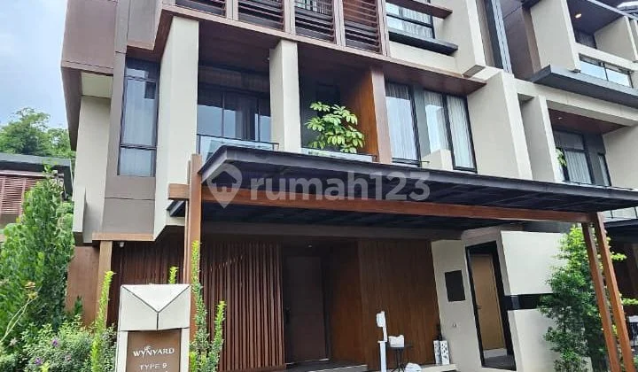 Rumah Wynyard BSD City 5+1Br Brand New, Tangerang