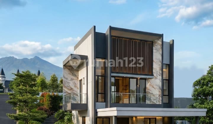 House, 2 Floors, Freehold Title, in Bukit Sentul
