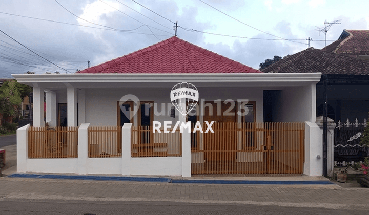 Dijual Rumah + Gudang Strategis di Boyolangu Banyuwangi