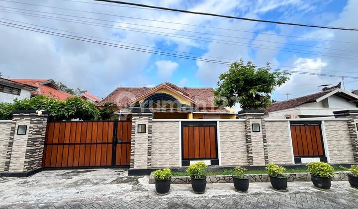 Rumah Bagus SHM Tengah Kota - Taman Baru, Banyuwangi Kota