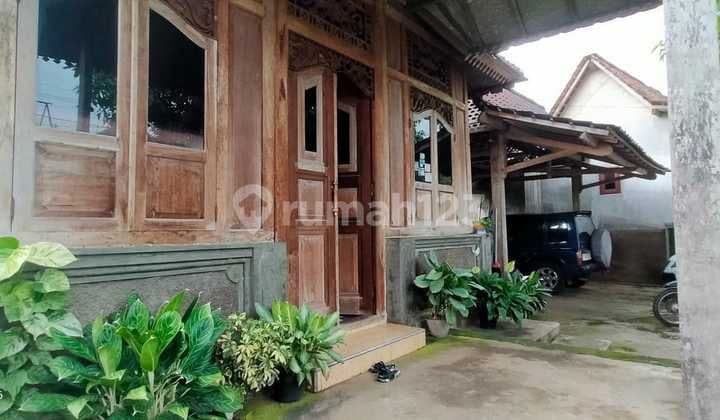 Rumah Joglo SHM Dekat Kawasan Wisata Banyuwangi