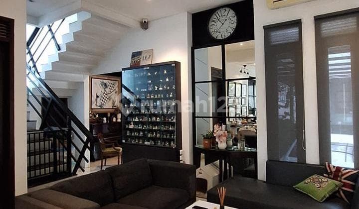 Dijual Rumah Cantik di Bintaro Jaya Sektor 9