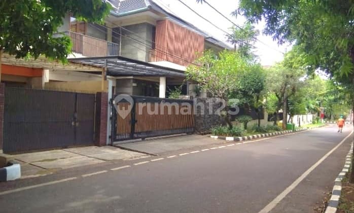 Dijual Rumah Komplek Bilymoon Siap Huni Jakarta Timur