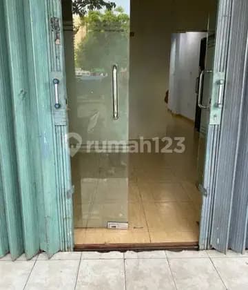 Di Jual di Sewa Ruko Mutiara Taman Palem