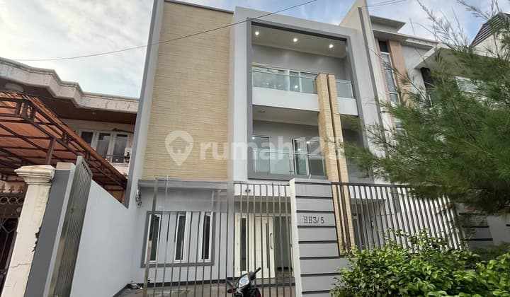 For Sale New Condition & Ready to Occupy Luxury House Taman Surya