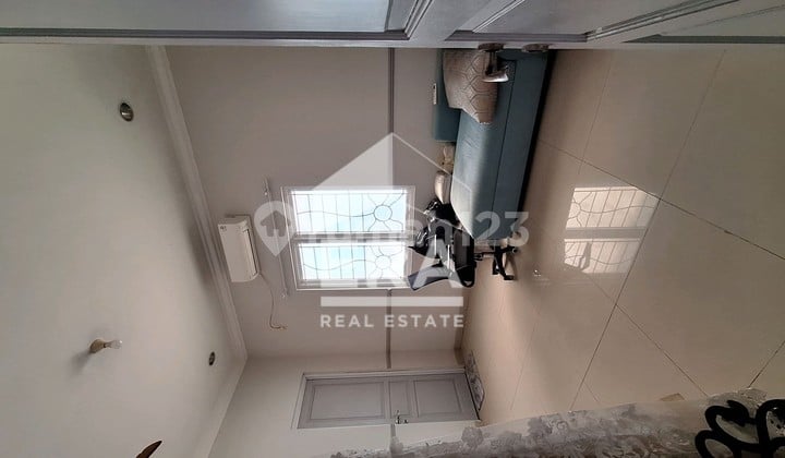 Rumah Cantik Terawat Cipinang Indah