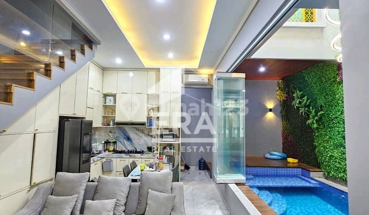 Luxury House Of Lavesh, Harapan Indah