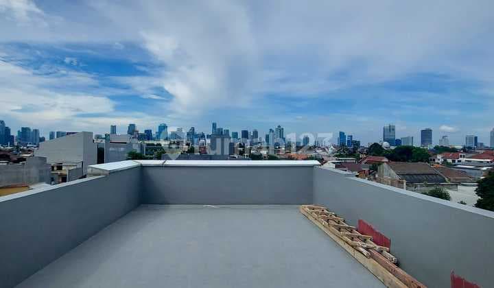 Disewakan Ruko Bagus 4 Lt Bisa Utk Kantor