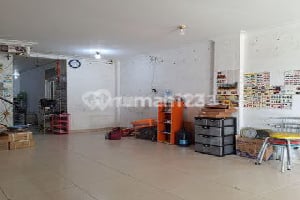 Dijual Ruko 2,5 Lt, Terenovasi Di Aralia