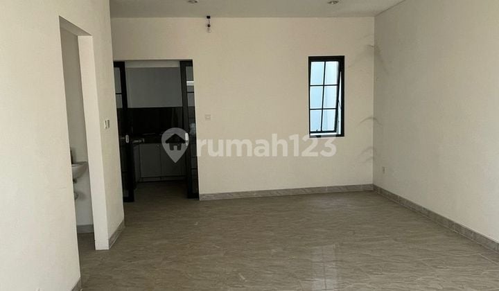 Rumah Baru Cluster Montana Suvarna Sutera, Tangerang