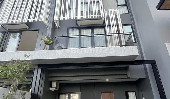 Rumah Mewah Di Cilandak