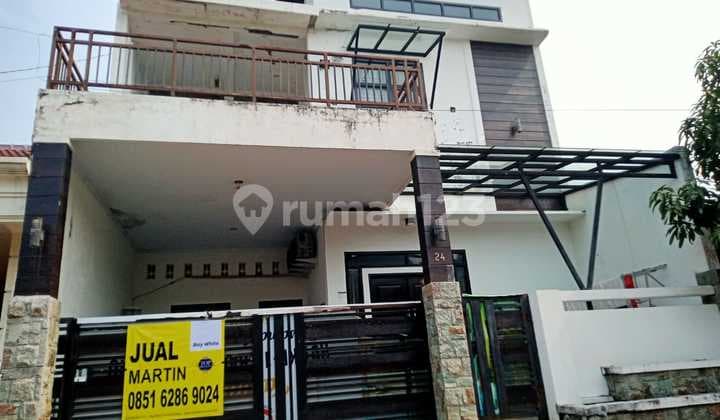 Rumah 2 Lantai Minim Renovasi dan Siap Pakai di Mranggen (A0387)