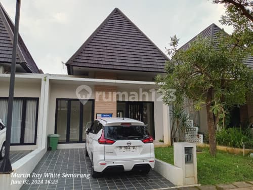 Rumah Siap Pakai dalam Perumahan di Ungaran Timur (A0619)