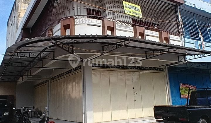 Ruko 2 Lantai Siap Pakai dan Cocok Untuk Usaha di Kendal (A3876)