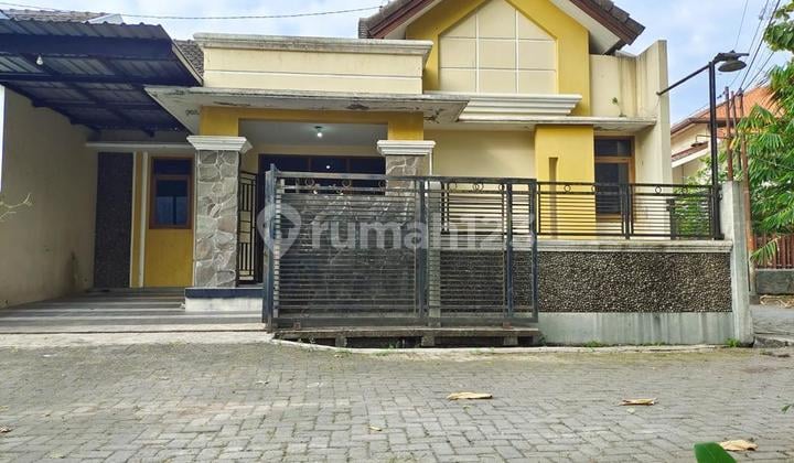 Rumah Posisi HOOK dan Minim Renovasi di Pedurungan (A1765)