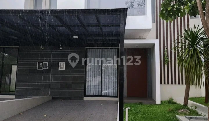 Dijual Rumah Baru 2 Lantai di Northwest Central Dijual Rumah Baru 2 Lantai di Northwest Central