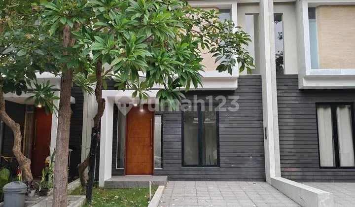 For Rent 2-Story House Ready to Occupancy in Northwest Lake