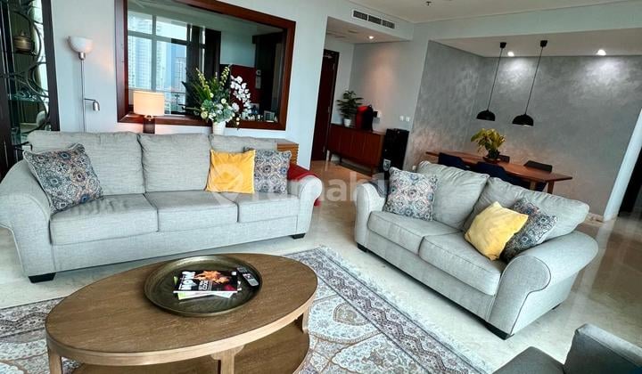 Apartment Essence Darmawangsa 3 BR Furnished Bagus