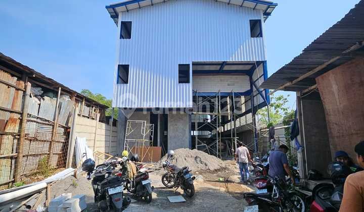 3-Story Warehouse for Rent - 3 Floors on Jl Untung Suropati Raya