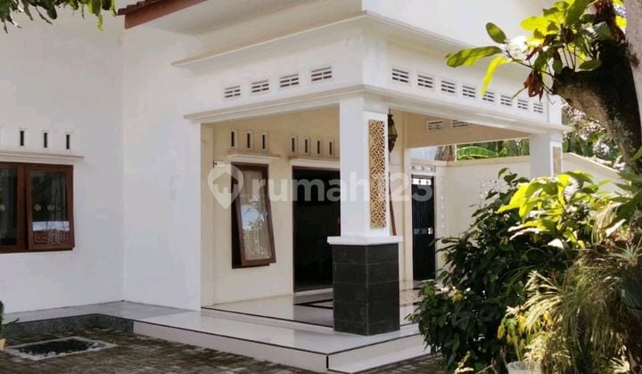 Rumah Bagus Taman Buah Parkir Luas