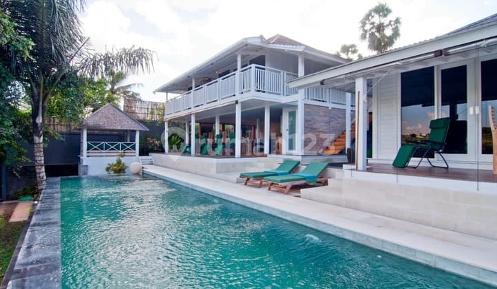 Dijual Cepat Full Furnished Villa Cantik di Gianyar Bali Pantai Saba View Kereennn