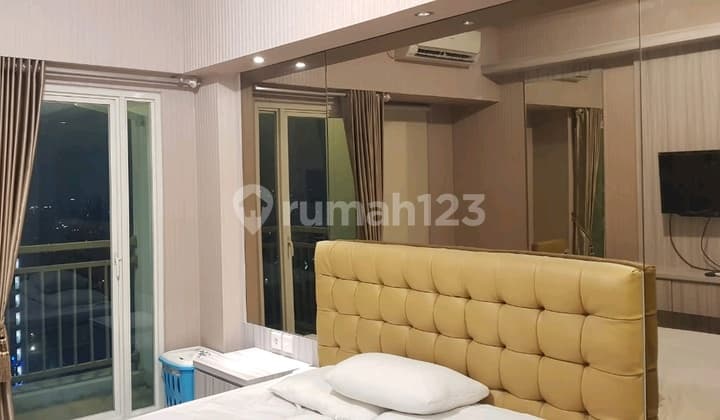 Rent Apartment Orchard Pakuwon Mall Furnished Strategic Surabaya