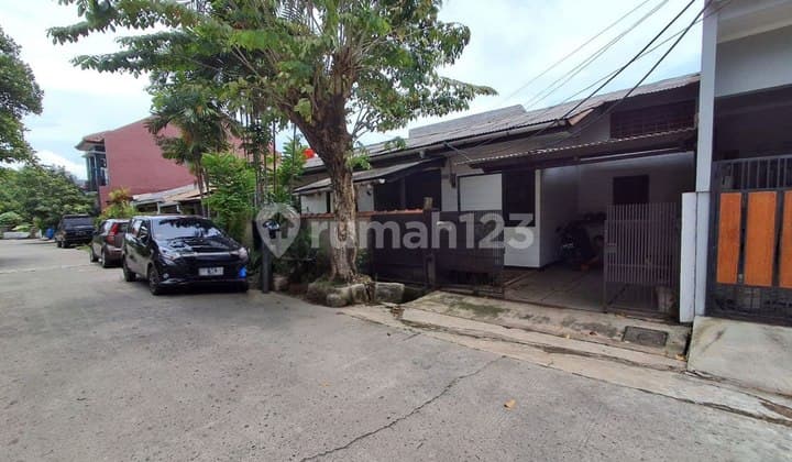 Rumah Luas Terawat Dalam Perumahan Dekat Tol Jatiwarna