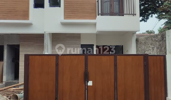 Strategic 2-Story Minimalist Small House Near Jatibening Toll Road