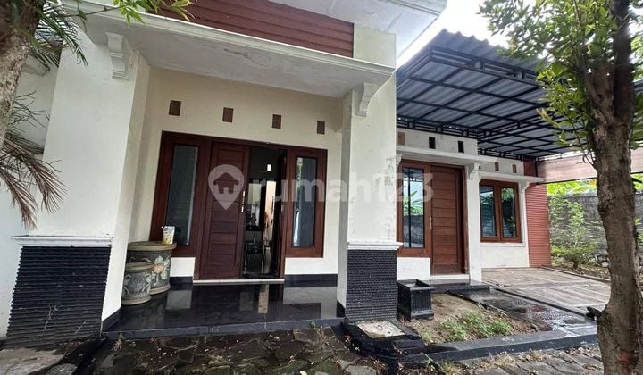 Rumah Semi Furnished Strategis di Sardonoharjo