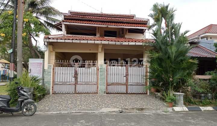Rumah Luas 144 M2 di Perumahan Bumi Anggrek, Bekasi.