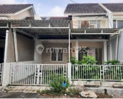 Rumah Aset Bank di Green Lake Rungkut