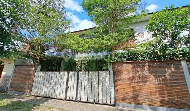 Dijual Villa / Hunian Premium di Borobudur - Lokasi Strategis