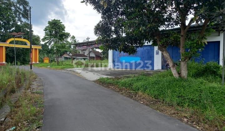 Dijual Tanah Bonus Bangunan Lokasi Strategis Dekat RS pantirini Kalasan Sleman