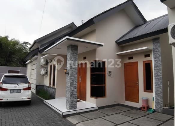 Rumah Tinggal Lokasi Strategis Dekat Kampus UII - Ngaglik Sleman