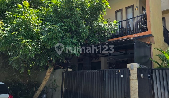 Murah.. Tukad Badung Dibawah 2 M, Butuh Renovasi. Tampak Depan Masih Minimalis