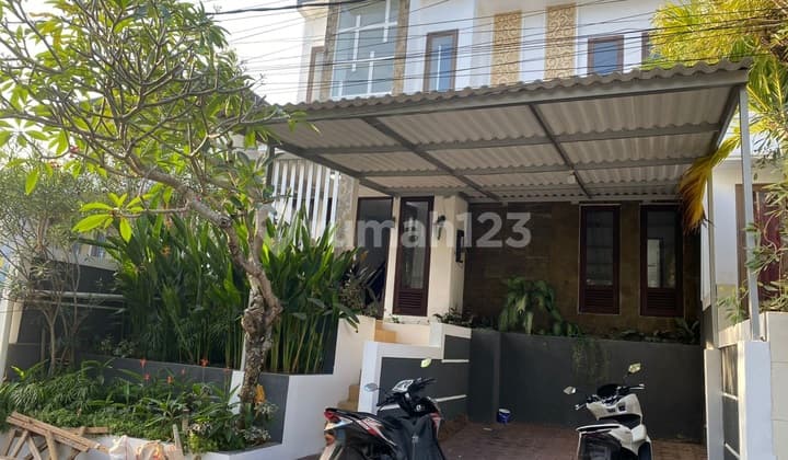 Mumbul Residence Fully Furnished, Neat and Well-Maintained