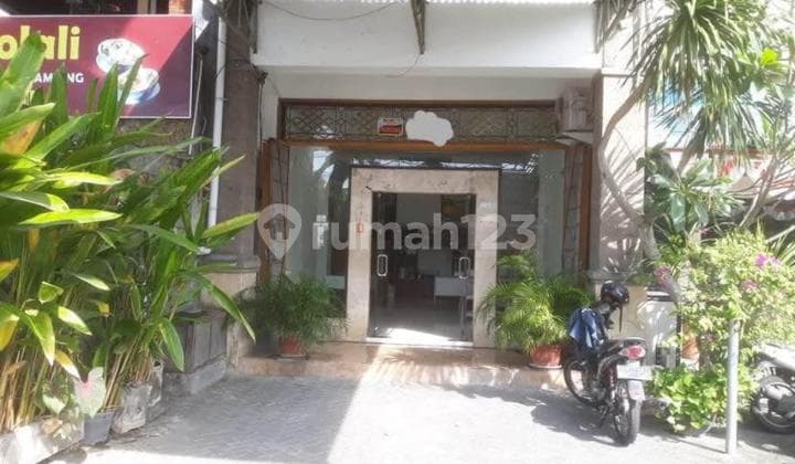 Ruko Strategis Di Renon Dekat Gusto Cafe.