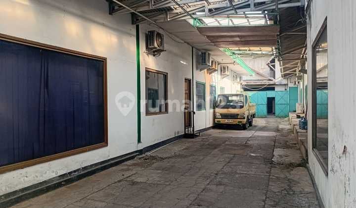 Lahan Industri Strategis di Jaksel, Pabrik Lengkap, Harga Menarik