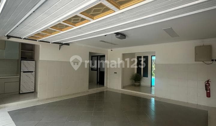 Rumah Sewa di Kemang Dengan Fasilitas Premium Dan Private Pool