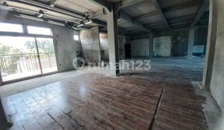 Disewakan Tempat Usaha Komersil di Senopati