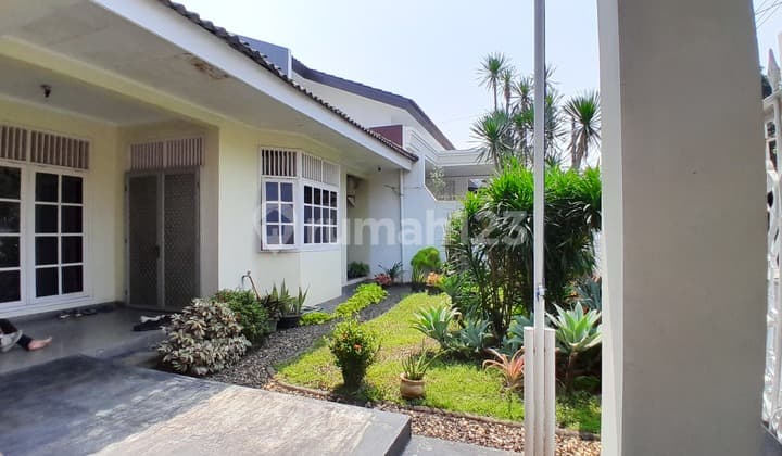 Dijual Cepat Rumah Klasik Luas Bintaro I Jakarta Selatan