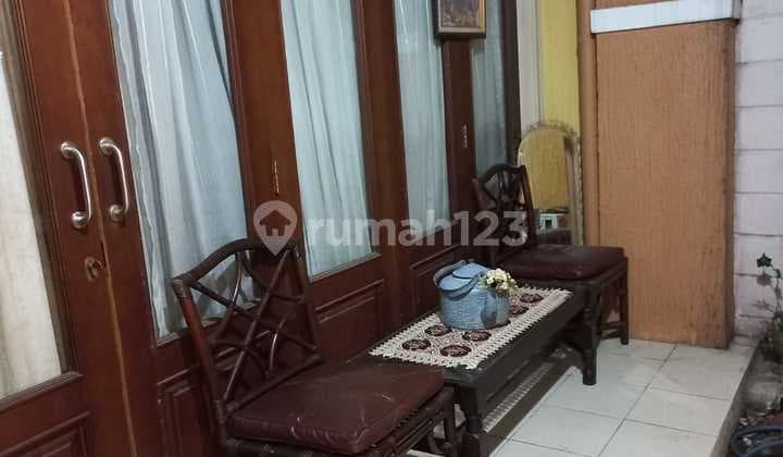 Rumah Siap Huni Luas Di Pulomas Jakarta Timur