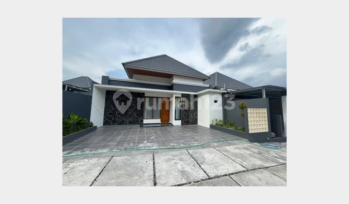 Rumah Modern Cantik di Cluster Siap Huni Ngemplak Sleman